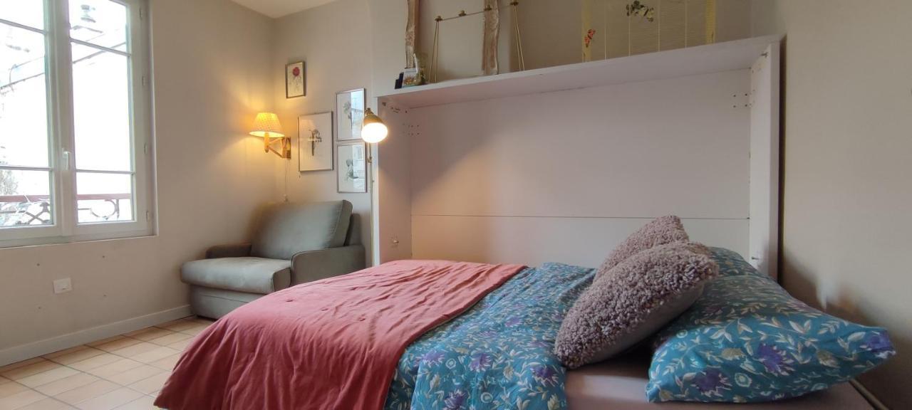 Paris Authentic House Small, Bright And Calm Studio Exterior photo